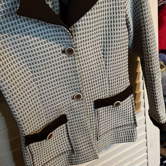 Classic 1970s Blazer - Picture 3 of 11